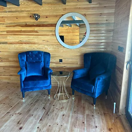 木屋 Uysal Dagevleri