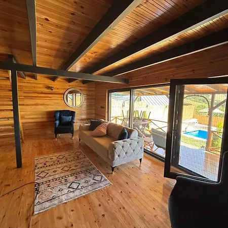 木屋 Uysal Dagevleri